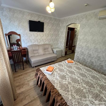 Ідилія Lviv Luaran gambar